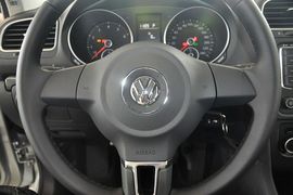2012款大众高尔夫1.6L手自一体舒适型