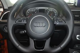 2013款奥迪Q3 40TFSI四驱豪华型
