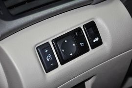 东风日产轩逸1.8XL手动豪华版