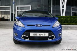 2009款福特嘉年华三厢运动版