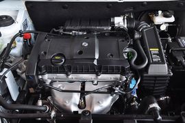 2013款东风风神H30 Cross 1.6L手动尊尚型