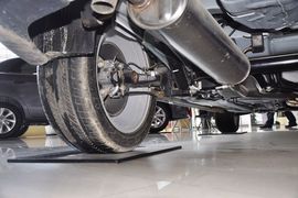 2013款东风风神H30 Cross 1.6L手动尊尚型