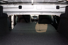 2013款马自达Atenza基本型珍珠白