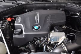 2013款宝马528i xDrive豪华型