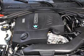 2013款宝马335i GT风尚设计套装