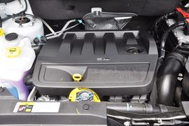 2013款Jeep指南者2.0L两驱运动版
