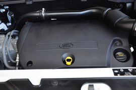 2013款路虎神行者2 2.2T SD4 SE