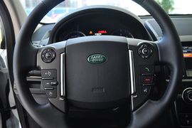 2013款路虎神行者2 2.2T SD4 SE