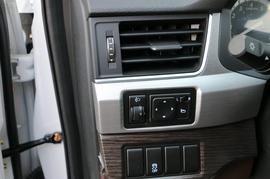 2017款东风风行景逸X5 1.6L 手动豪华型