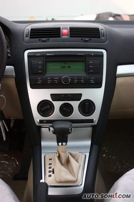 2009款斯柯达明锐内饰