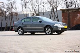 2009款斯柯达明锐外观