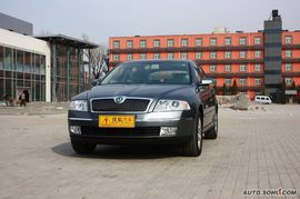 2009款斯柯达明锐外观