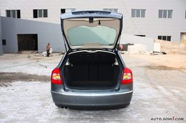 2009款斯柯达明锐外观