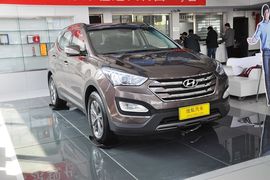 2013款现代全新胜达2.4GL自动前驱舒适型