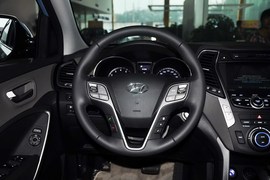 2013款现代全新胜达3.0L四驱豪华版