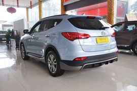 2013款现代全新胜达3.0L四驱豪华版