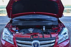 2016款长安CS35 1.5T 手动运动型