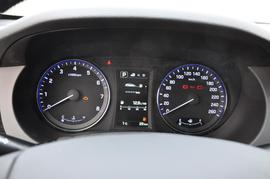2016款现代名图 1.6T 自动旗舰型TOP