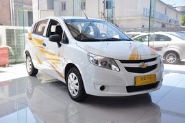2010款雪佛兰赛欧两厢1.2L手动理想版