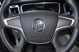 2013款别克GL8 2.4L CT豪华商务舒适版