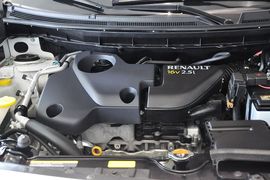 2013款雷诺科雷傲2.5L两驱豪华版