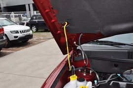 2014款Jeep指南者2.4L 四驱蛇行珍藏版