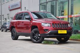 2014款Jeep指南者2.4L 四驱蛇行珍藏版