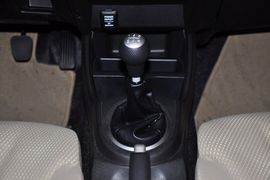 2011款 飞度1.3L 手动 舒适版
