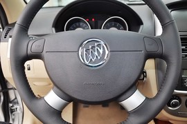 2013款 别克凯越1.5L 自动尊享型