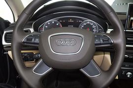 2012款奥迪A6L 35 FSI 舒适型