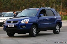 2009款起亚狮跑