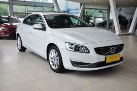 2014款沃尔沃S60 T5智逸版