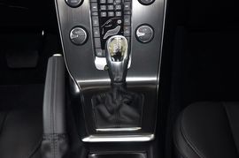 2013款沃尔沃V40 2.0T智雅版