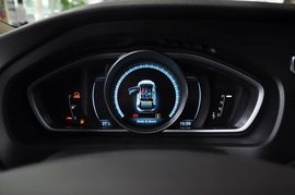 2013款沃尔沃V40 2.0T智雅版