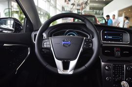 2013款沃尔沃V40 2.0T智雅版