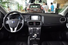 2013款沃尔沃V40 2.0T智雅版
