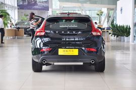 2013款沃尔沃V40 2.0T智雅版