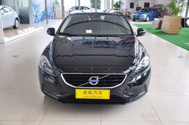 2013款沃尔沃V40 2.0T智雅版