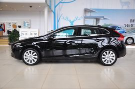 2013款沃尔沃V40 2.0T智雅版