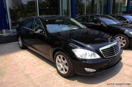2009款奔驰S300实拍