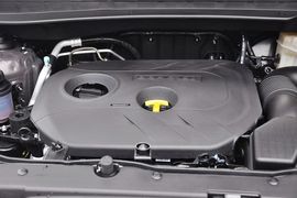 2013款现代ix35 2.0L手自一体两驱舒适型