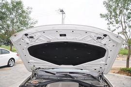 2013款华晨宝马320i进取型