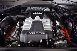 2013款奥迪A8L 45TFSI quattro豪华型