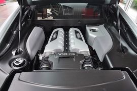 2013款奥迪R8 5.2FSI quattro中国专享版