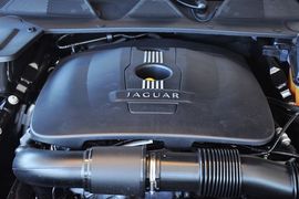 2013款捷豹XJL 2.0T全景商务版