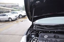 2013款日产骐达1.6L CVT酷咖版