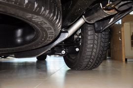 2013款路虎发现4 3.0 SDV6尊黑限量版