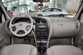 2013款雪铁龙爱丽舍三厢 1.6L 手动科技型