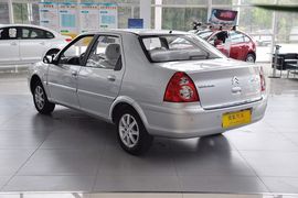 2013款雪铁龙爱丽舍三厢 1.6L 手动科技型