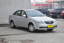 2013款别克凯越 1.5L自动经典型